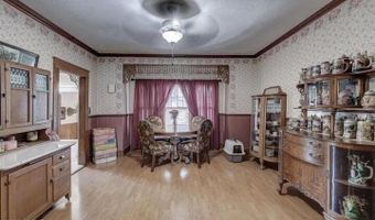1418 Cleveland Ave, Baxter Springs, KS 66713