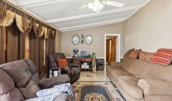 76 Railroad St, Auxier, KY 41602