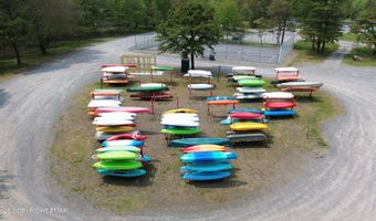 106 Burnshaw Ln, Albrightsville, PA 18210