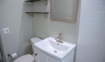 10078 E Bay Harbor Dr 78D, Bay Harbor Islands, FL 33154