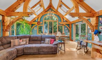 8 Butter Jones Rd, Chester, CT 06412