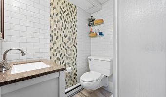145 Arlington St, Bridgeport, CT 06606