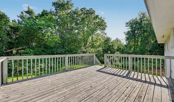 17 Green Hill Rd, Bethany, CT 06524