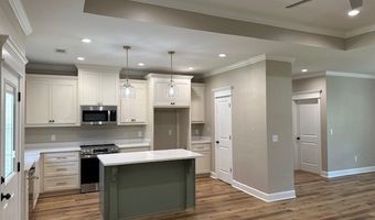 2036 Lexington Ave, Bainbridge, GA 39817