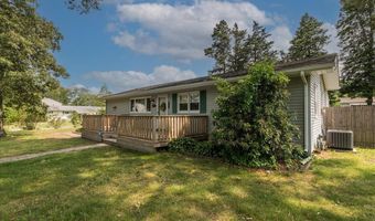 40 Dockage Rd, Bayville, NJ 08721