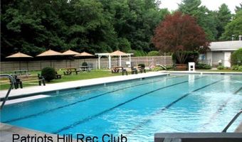 28 Lincoln Dr, Acton, MA 01720