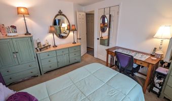 15 Golden Rod Dr, Ansonia, CT 06401