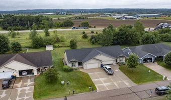 505 RED TAIL Dr, Amherst, WI 54406