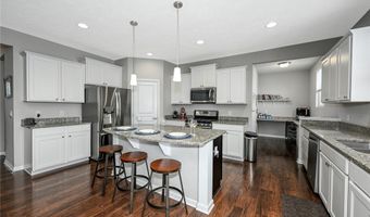 81 Garnett Cir, Copley, OH 44321