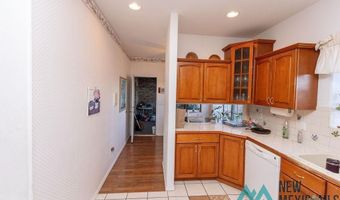 916 Fountain Dr, Carlsbad, NM 88220