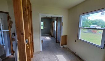 649 A St, Arapaho, OK 73620