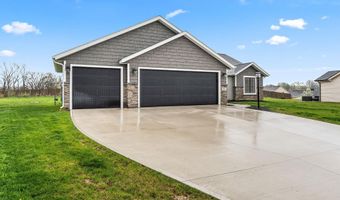 122 Sunset Dr, Avilla, IN 46710