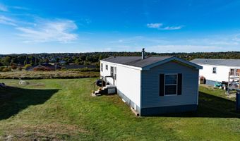 6 Daniel Dr, Belfast, ME 04915