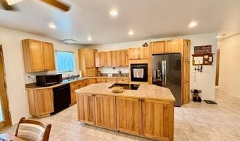 7428 Hough Rd, Almont, MI 48003