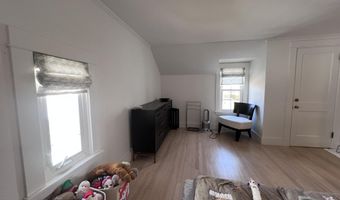 66 Howard St, Bangor, ME 04401