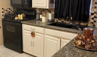 706 E Hill Ave, Alice, TX 78332