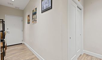 1111 ORREN St NE 207, Washington, DC 20002
