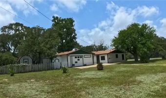 257 N 9th St, Aransas Pass, TX 78336