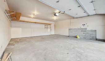 3824 Tower Pond Dr, Anoka, MN 55303