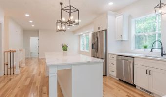 28 Colony Dr, Barnstead, NH 03225