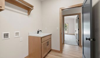 5728 W SPENCER St, Appleton, WI 54914