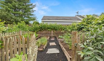 58 Lakeshore Ave, Beverly, MA 01915