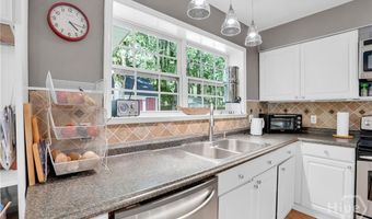 22 Daveitta Dr, Savannah, GA 31419