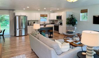 23610 E GUMJUWAC Rd, Brightwood, OR 97011