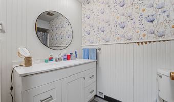 6424 Walrath Cir, Ashtabula, OH 44004