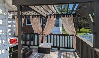 19 Pleasant Ave, Amsterdam, NY 12010