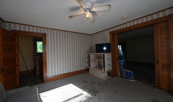 201 E 2nd St, Appleton City, MO 64724
