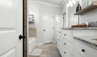 121 Hayden Dr, Beebe, AR 72012