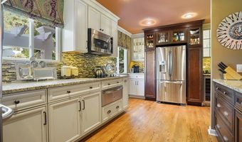 690 Garnette Rd, Akron, OH 44313