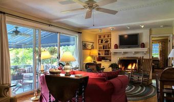 457 POPPASQUASH Rd, Bristol, RI 02809
