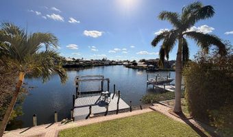 808 SYMPHONY ISLES Blvd, Apollo Beach, FL 33572