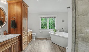 6600 Dye Rd, Akron, NY 14001