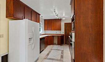 6005 More Ln, Anchorage, AK 99504