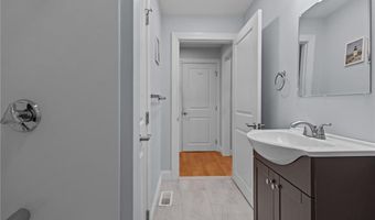 31 Swan St, North Providence, RI 02911