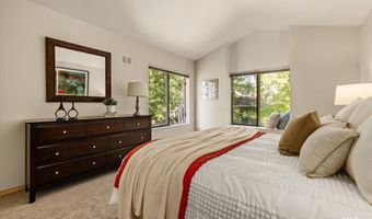 1917 S Springbrook Ln, Boise, ID 83706