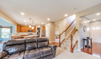 5825 Somerset Blvd E, Bargersville, IN 46106