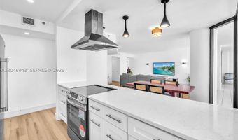1000 W Island Blvd 1206, Aventura, FL 33160