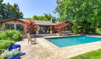 550 Crowson Rd, Ashland, OR 97520