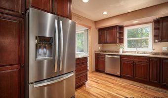 800 EVERGLADE Dr, Cheyenne, WY 82001