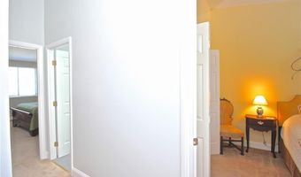 66 Girard Ave 312, Newport, RI 02840