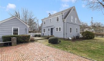 67 Harrison Ave, Newport, RI 02840
