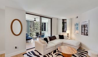 1001 N VERMONT St 311, Arlington, VA 22201