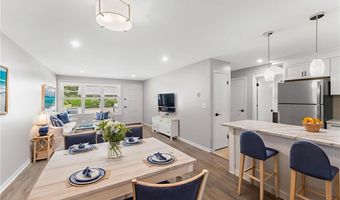 47 Kingsland Ct 6A, Charlestown, RI 02813