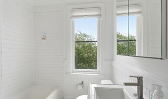 906 S WASHINGTON St S 307, Alexandria, VA 22314