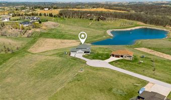 9174 207th Ave, Anamosa, IA 52205