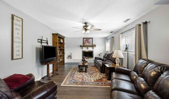1201 Elm Cir, Albertville, AL 35950